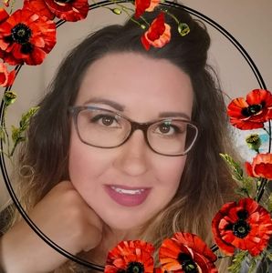 Meet your Posher, Lana